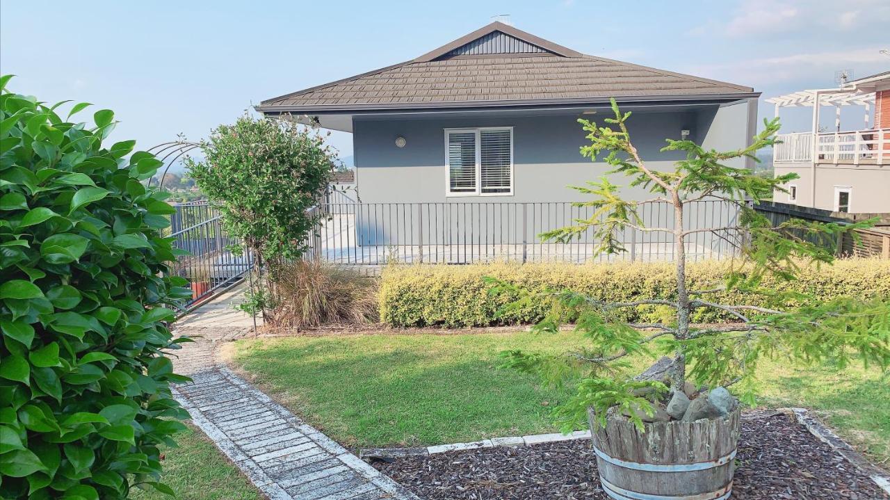 Panoramic View Apartment Without A Kitchen Rotorua Bagian luar foto